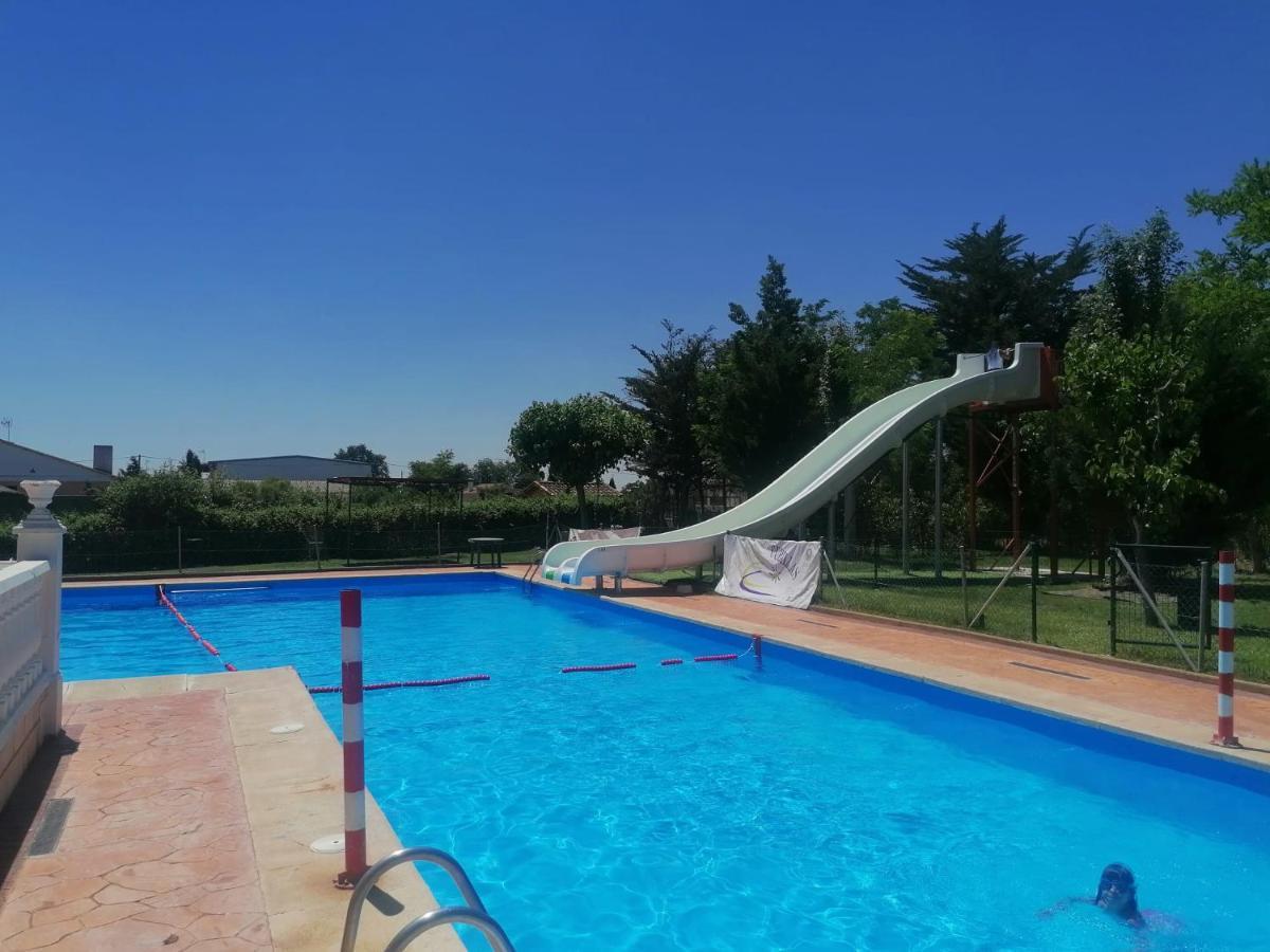 Camping Cubillas Cubillas de Santa Marta Exterior foto