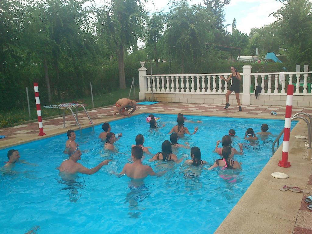 Camping Cubillas Cubillas de Santa Marta Exterior foto
