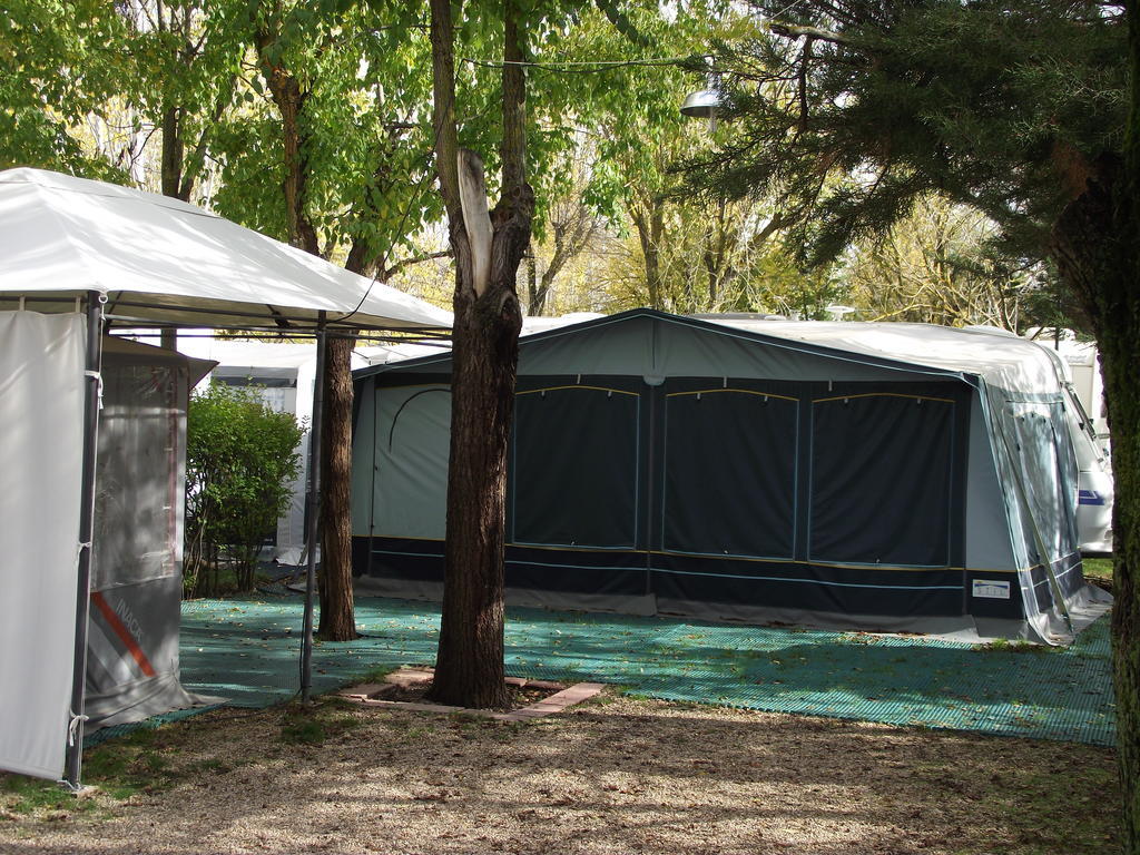 Camping Cubillas Cubillas de Santa Marta Exterior foto