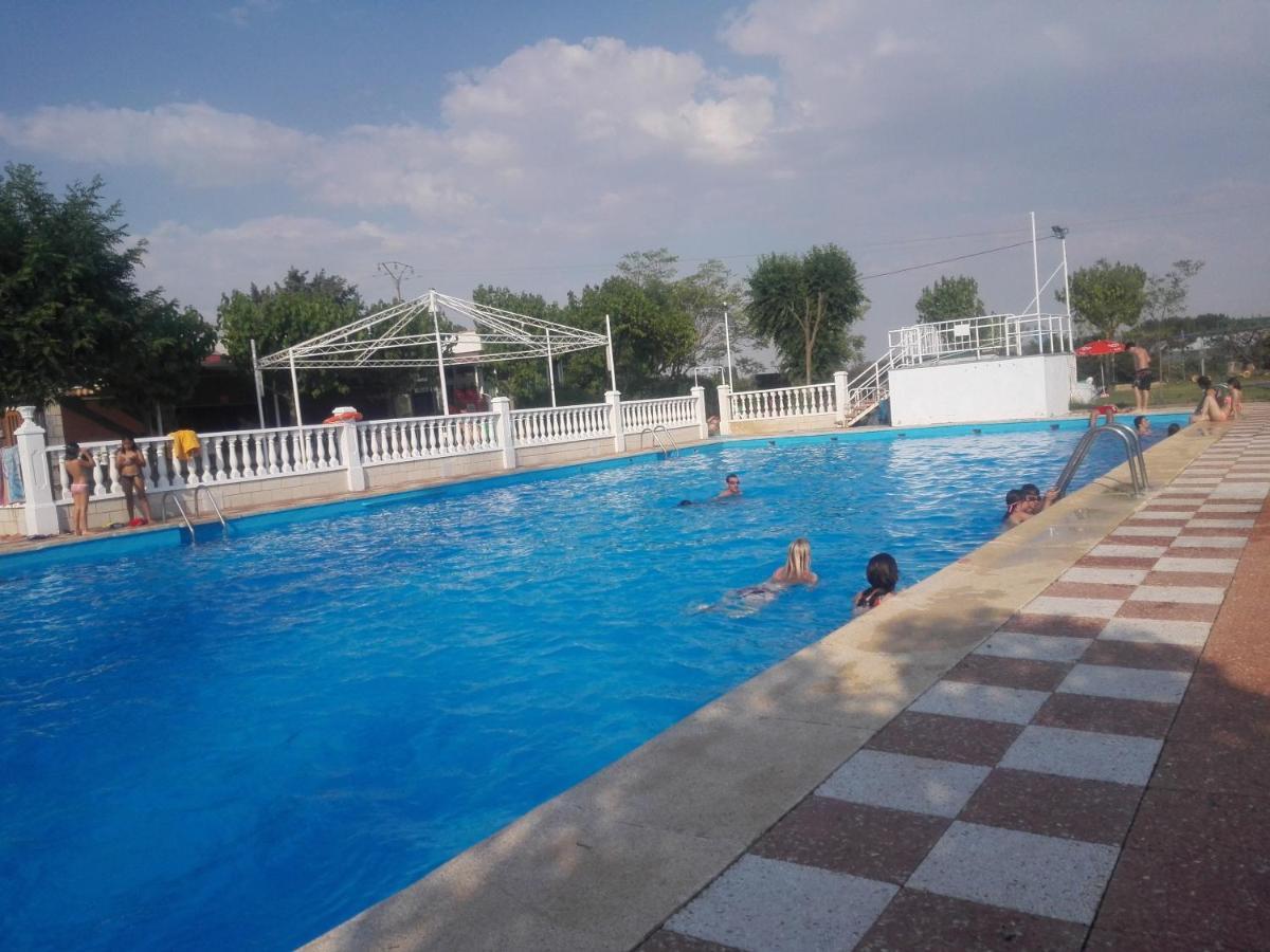 Camping Cubillas Cubillas de Santa Marta Exterior foto